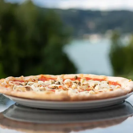 With Air Conditioning Near Woerthersee Schiefling am See